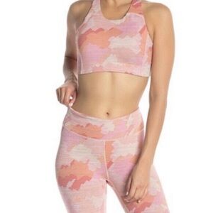 Outdoor voices pink camo leggings and bra set size XS